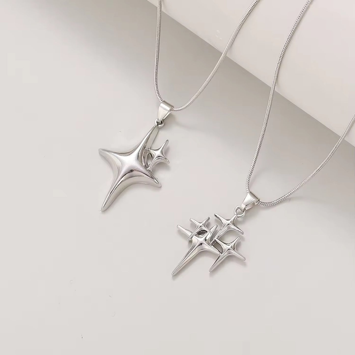 Melting Star Necklace