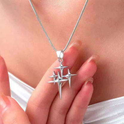 Melting Star Necklace